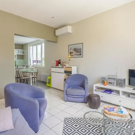 Cozy In Palais Sur Mer With Kitchen Semesterbostad *